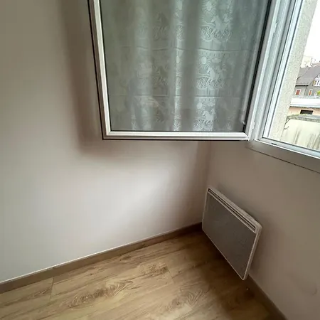 Διαμέρισμα 2 *